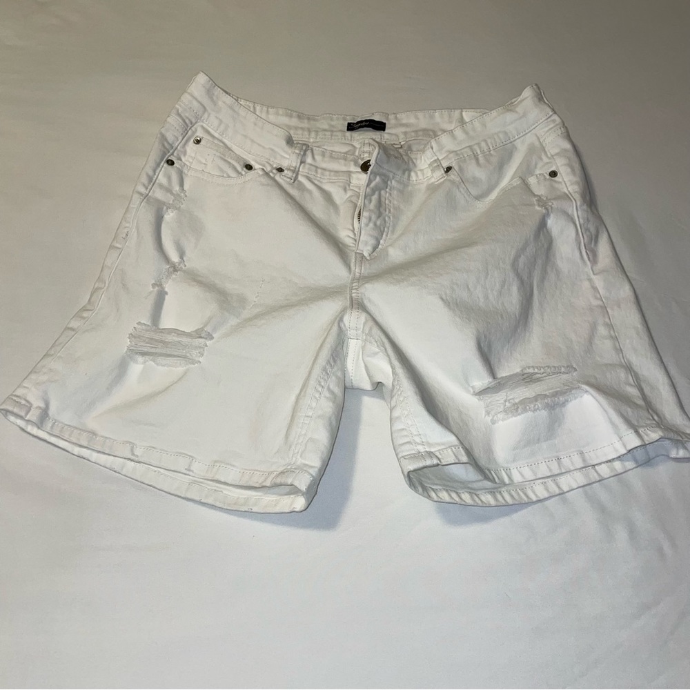 Supplies Women’s White Jean Shorts, Size 14